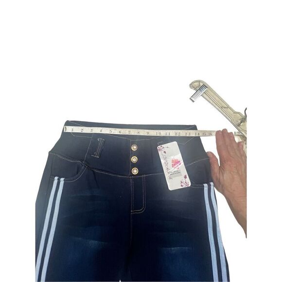 No Brand Pull on-Fleece lined Jeans Sz L/XL 28/30 Waist NWT - Picture 4 of 8